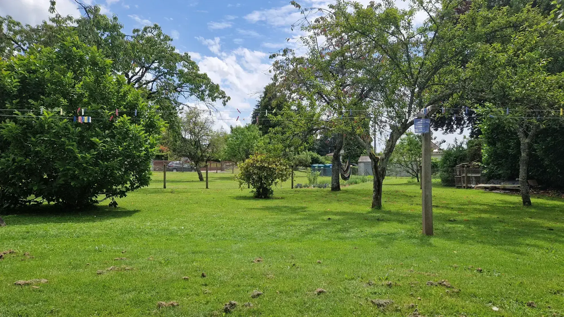 Maison indépendante de 3 chambres avec jardin à Lubersac 