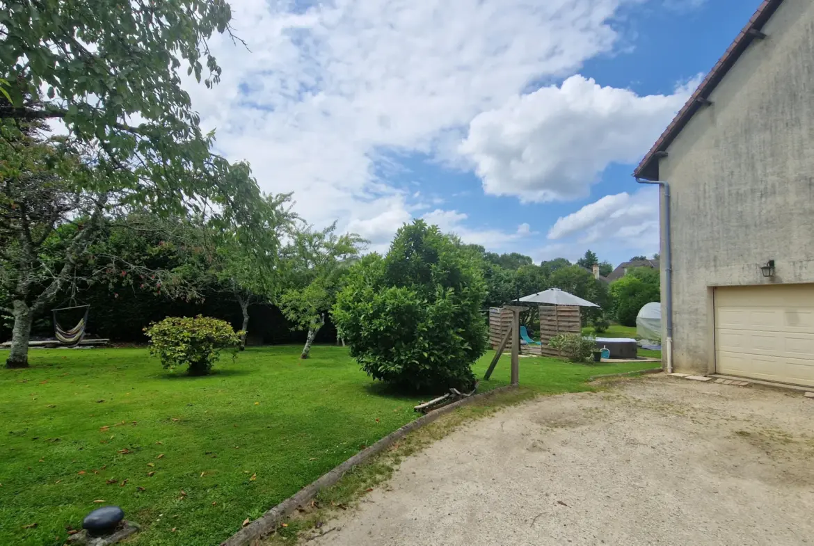 Maison indépendante de 3 chambres avec jardin à Lubersac 