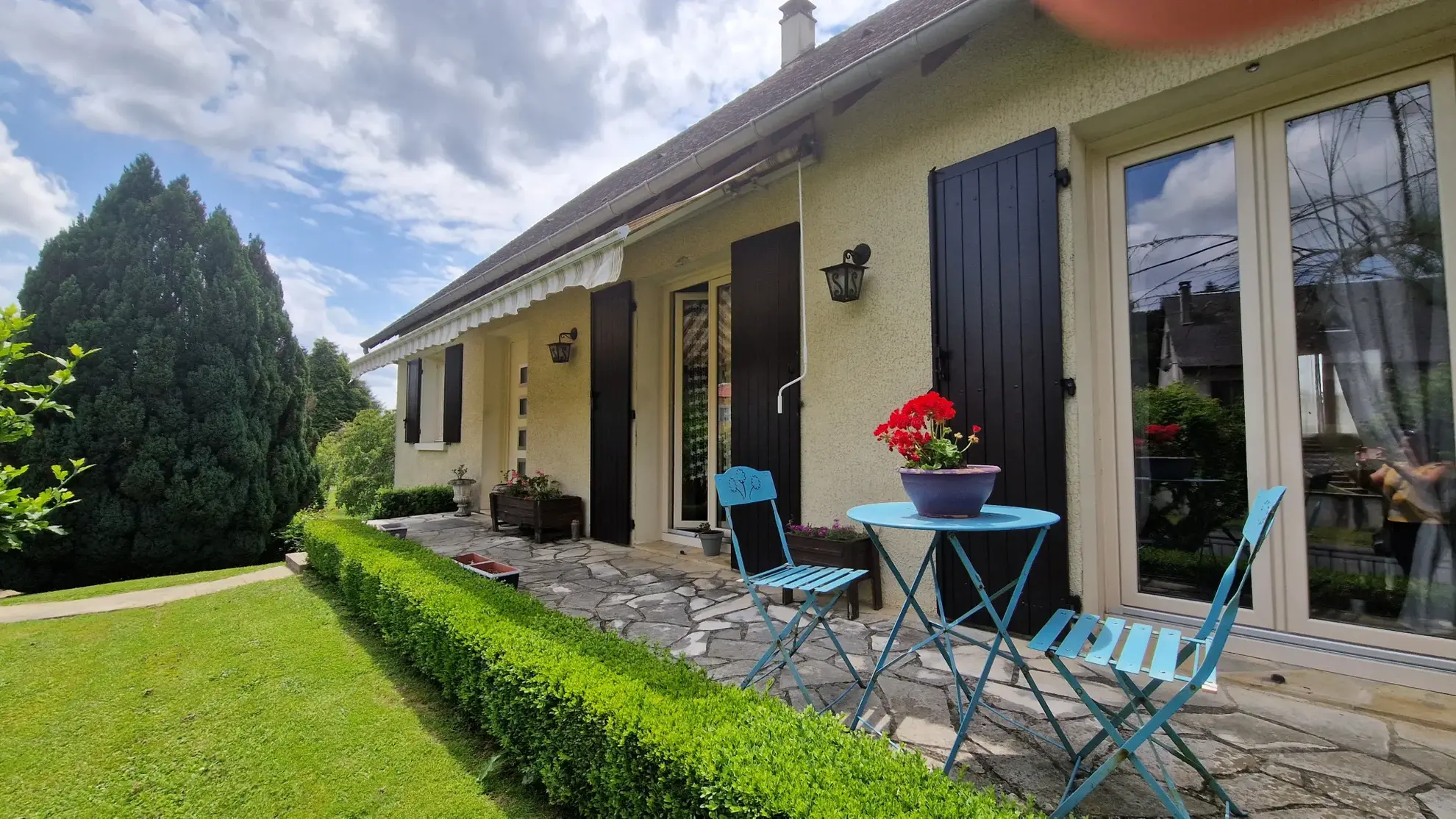 Maison indépendante de 3 chambres avec jardin à Lubersac 