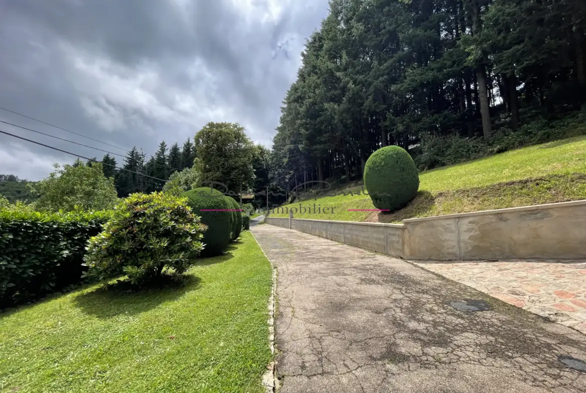 Maison 1980 à vendre avec jolie vue sur la campagne à Cublize 