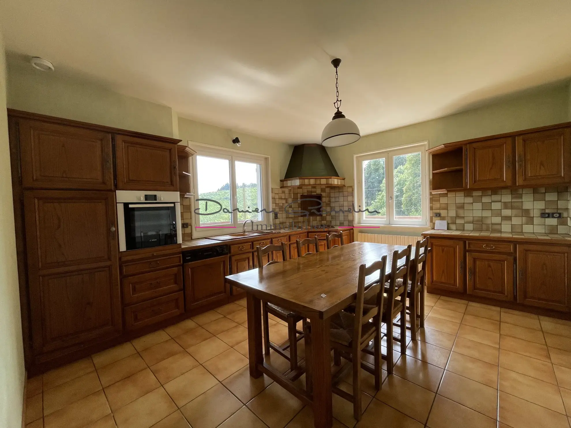 Maison 1980 à vendre avec jolie vue sur la campagne à Cublize 