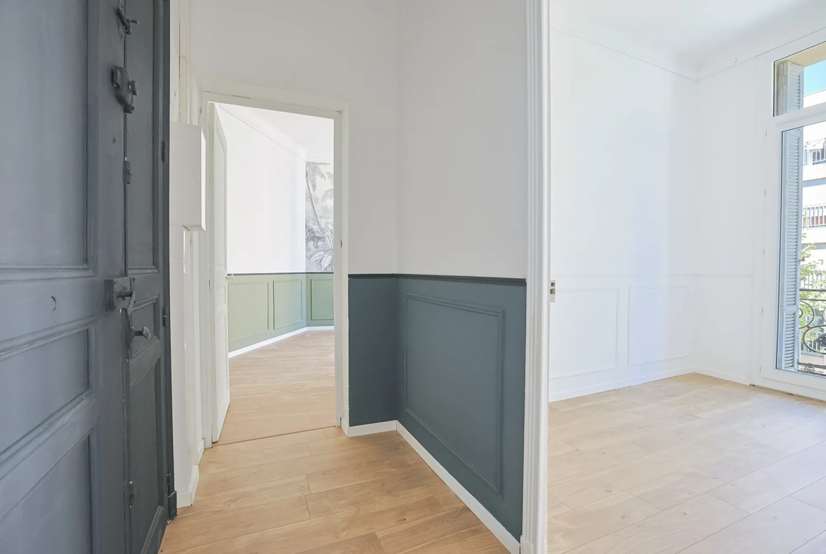 Appartement haussmannien à vendre à Hyères - 81 m² 