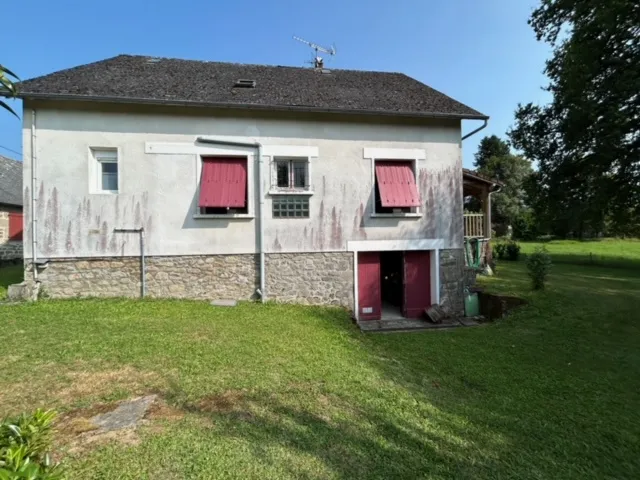 Maison à vendre à Marcillac la Croisille en Corrèze - 5 chambres 