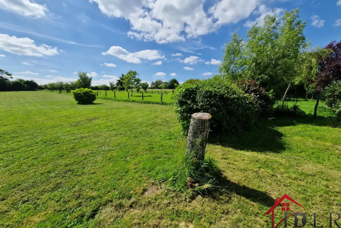 Maison meublée à vendre à Guyonvelle - 188 m2 habitable 