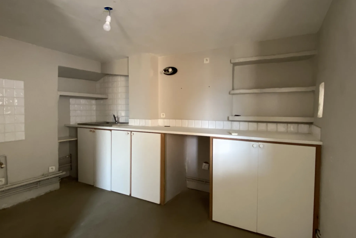 Appartement Atypique avec Terrasse à Vendre à Perpignan 