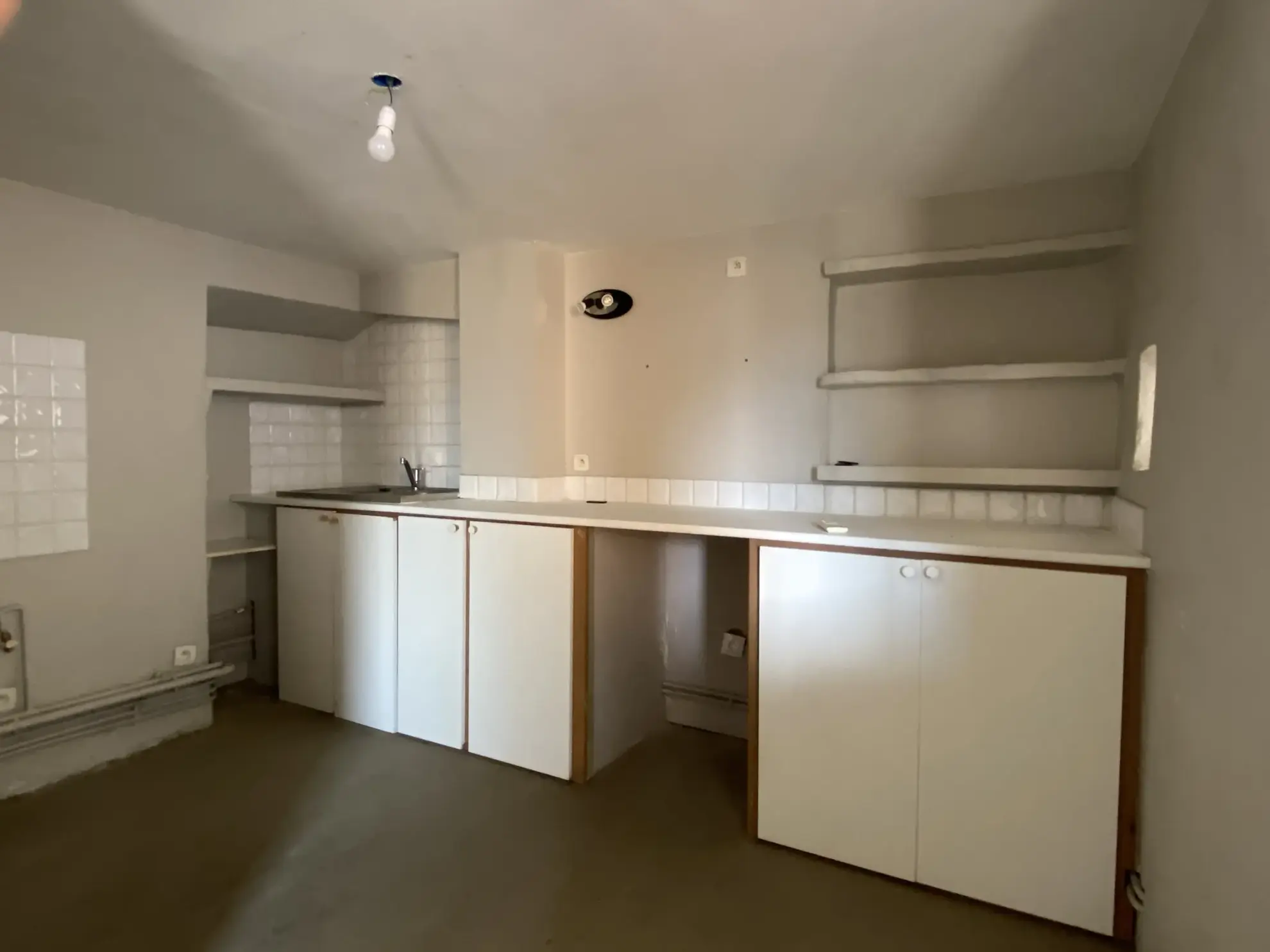 Appartement Atypique avec Terrasse à Vendre à Perpignan 