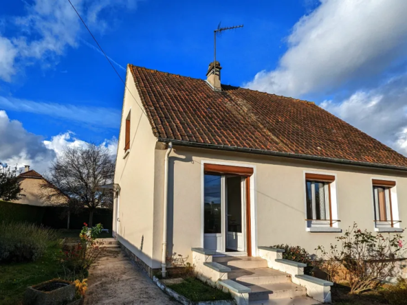 Maison à vendre à Gasny - 3 chambres, 596 m² de jardin