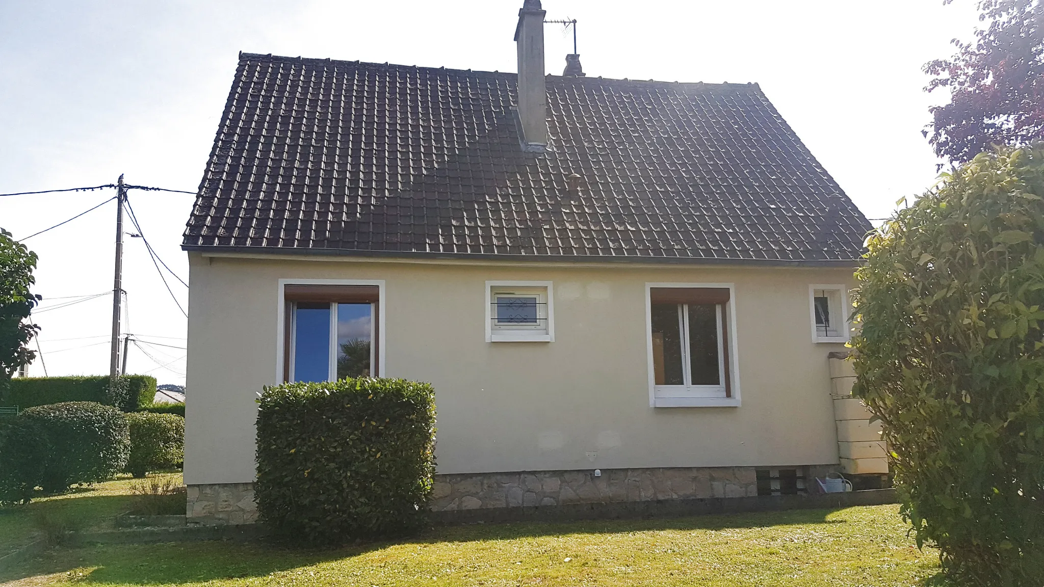 Maison à vendre à Gasny - 3 chambres, 596 m² de jardin 