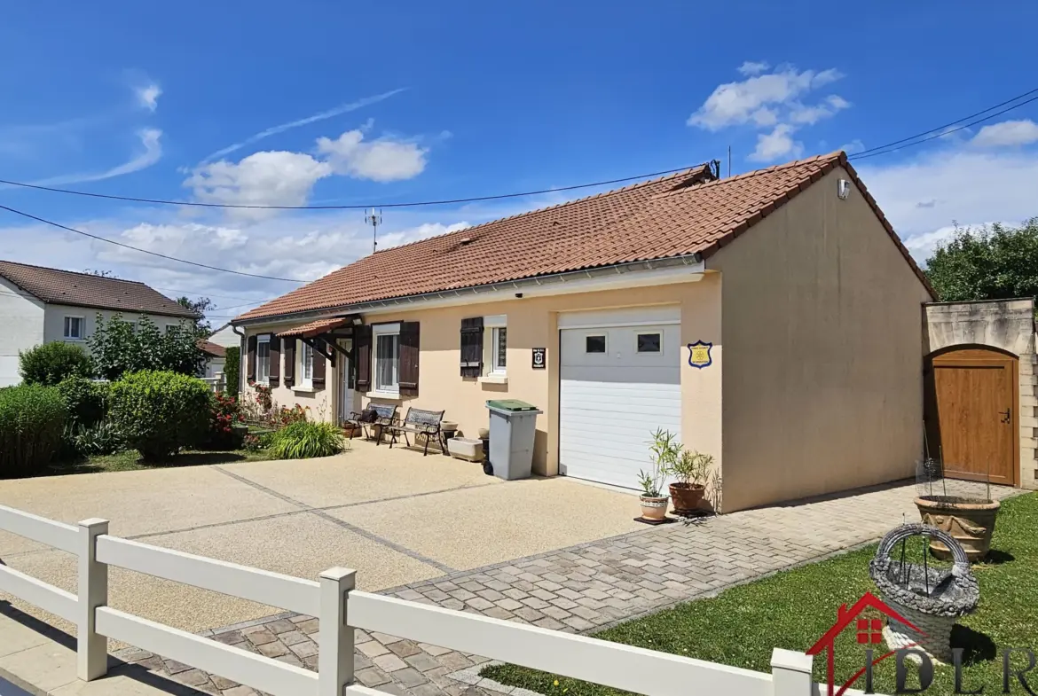 Pavillon de plain-pied avec piscine à vendre à Humbecourt 