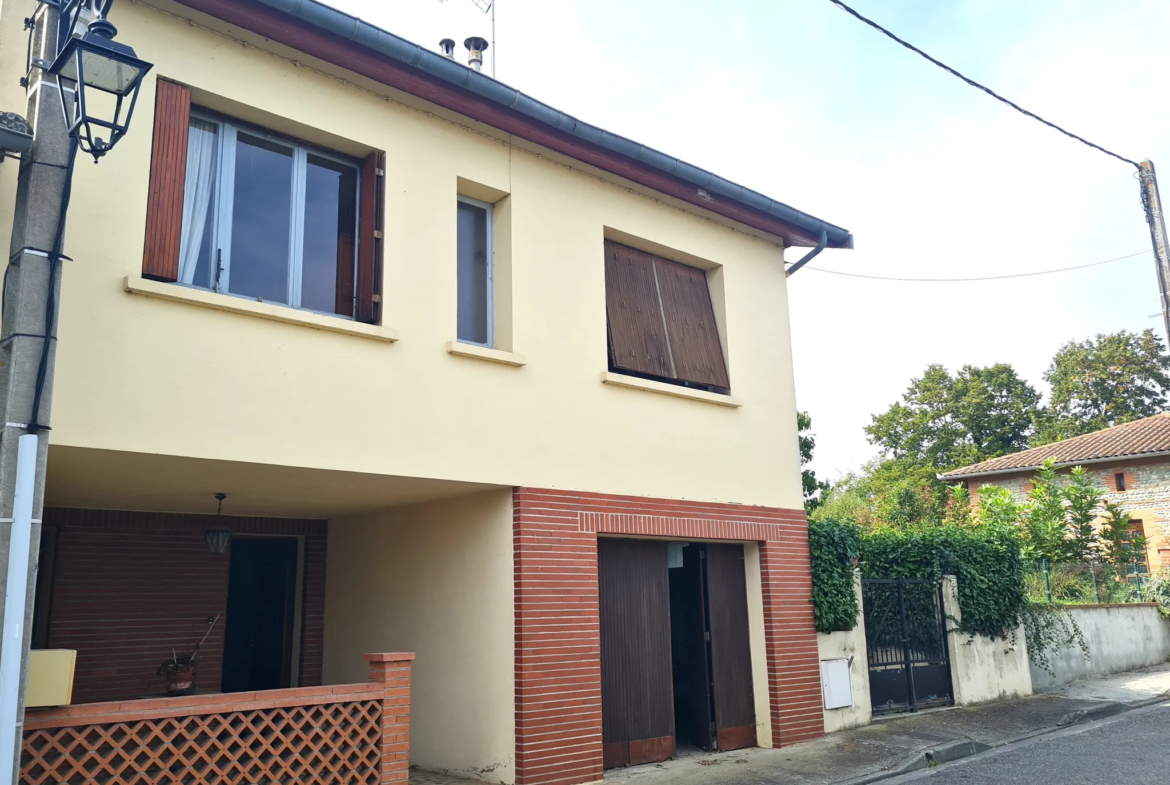 Maison T4 avec Garage et Jardin à Saint-Sulpice-sur-Léze 