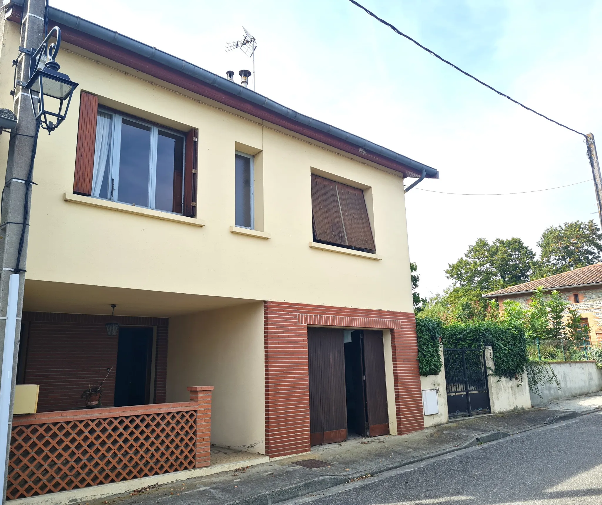 Maison T4 avec Garage et Jardin à Saint-Sulpice-sur-Léze 