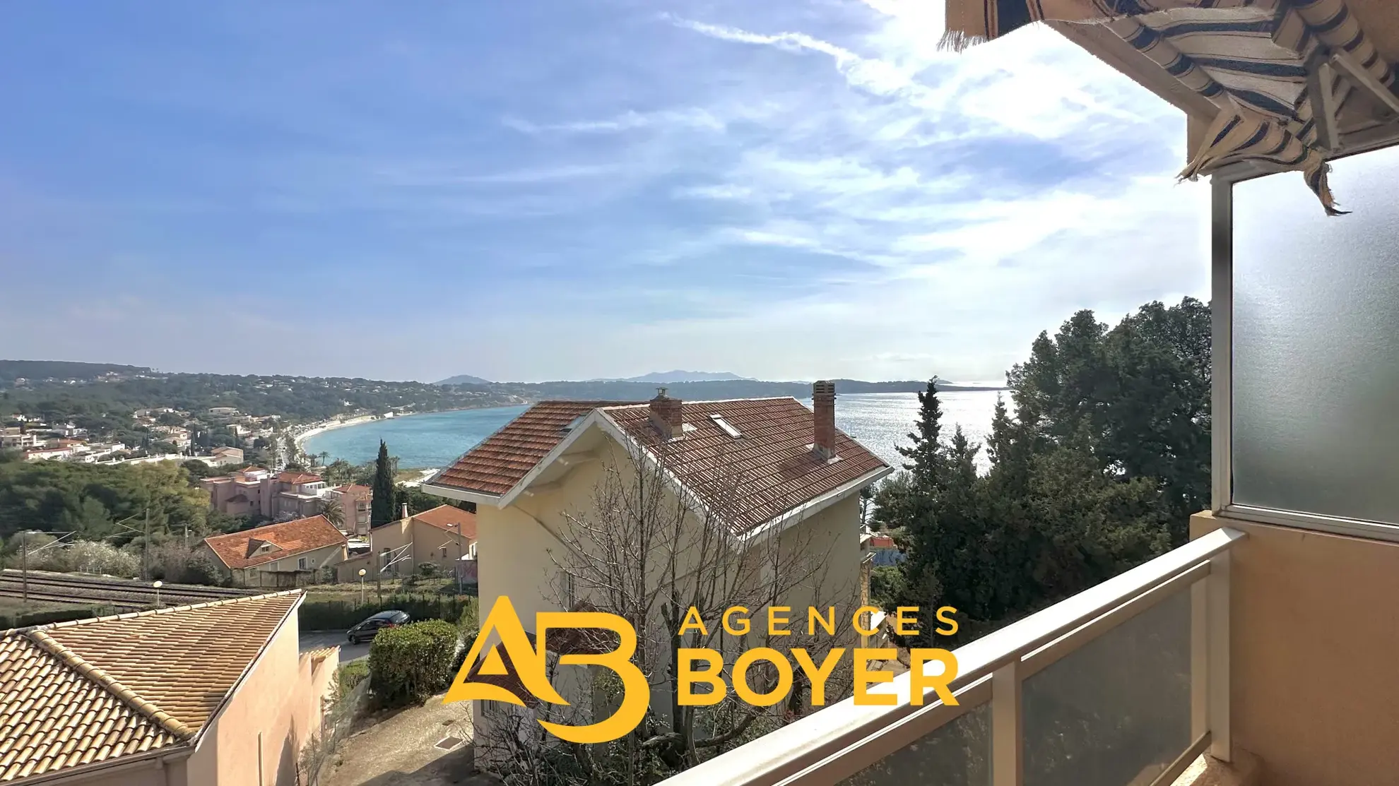 EXCLUSIVITÉ BANDOL - Studio vue mer avec parking privé 