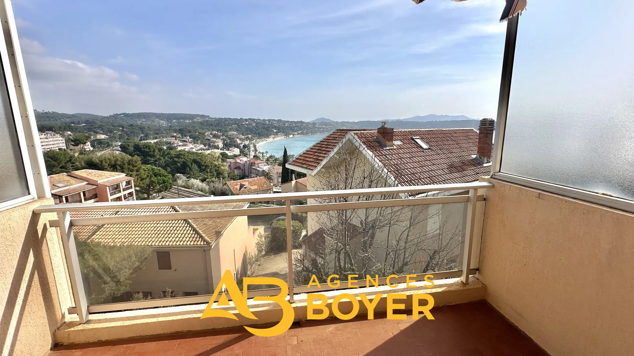 EXCLUSIVITÉ BANDOL - Studio vue mer avec parking privé 