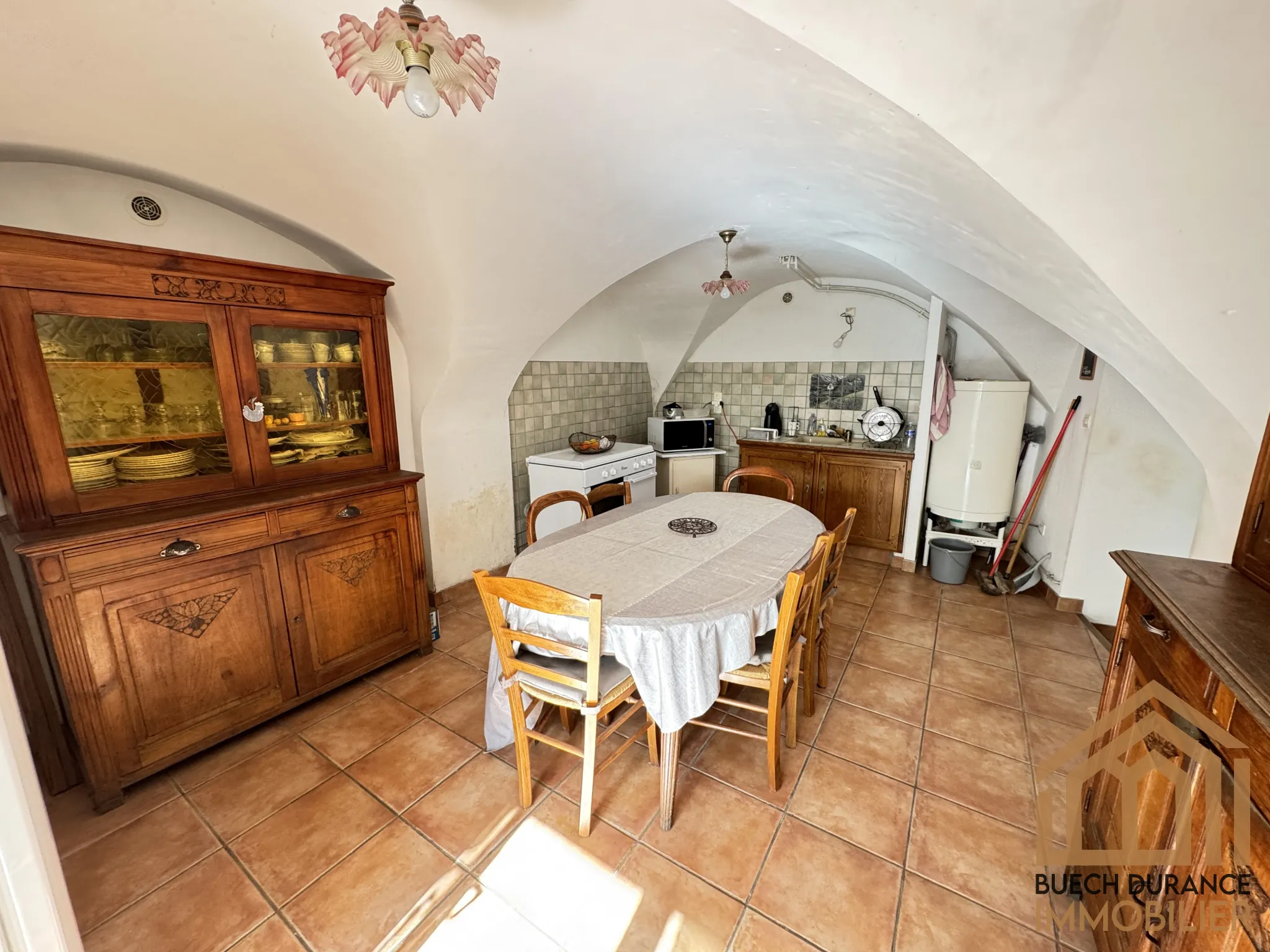 Maison de charme à Esparron (Hautes-Alpes) à vendre pour amoureux de la nature 