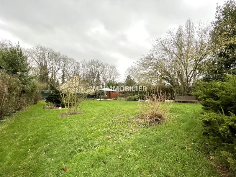 Pavillon familial à La Ferté-sous-Jouarre, 5 chambres, terrain de 948 m² 