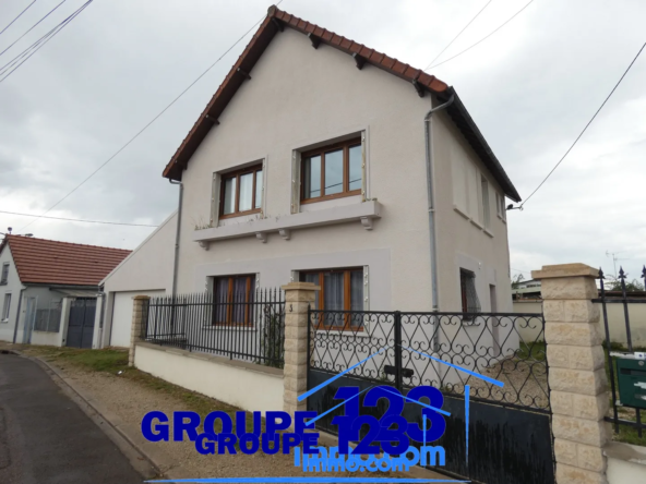 Maison spacieuse à Migennes, 4 chambres près de la gare