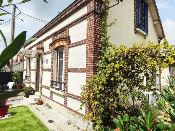 Maison de ville avec jardin à vendre à Troyes