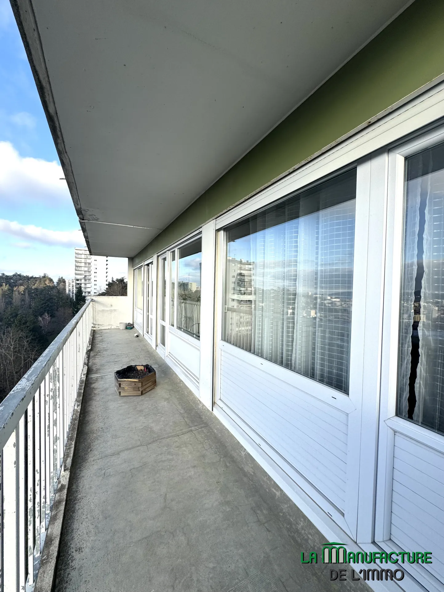 A vendre : Appartement F5 avec balcon à Saint-Étienne 