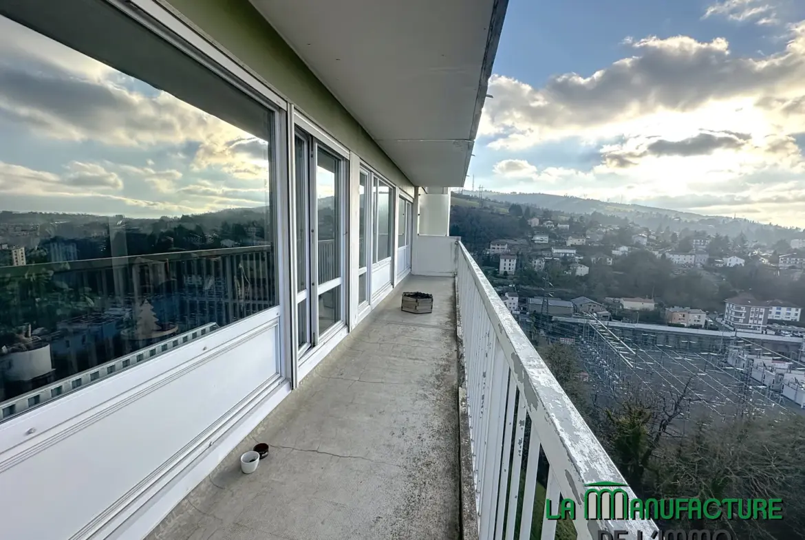 A vendre : Appartement F5 avec balcon à Saint-Étienne 