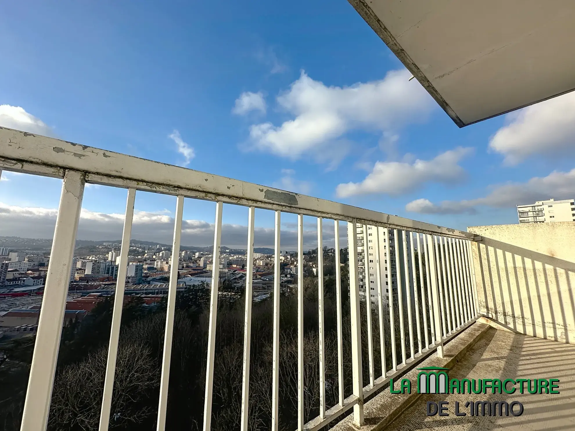 A vendre : Appartement F5 avec balcon à Saint-Étienne 