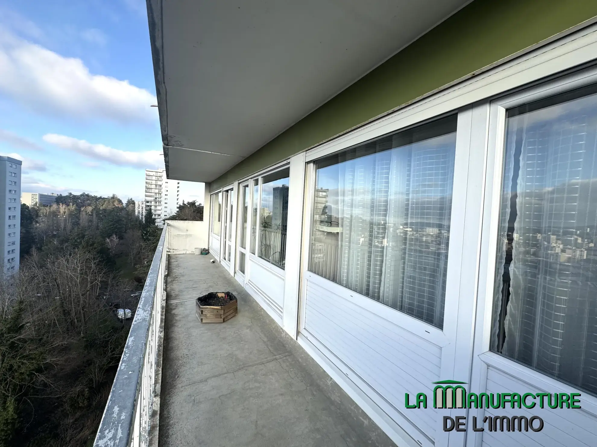 A vendre : Appartement F5 avec balcon à Saint-Étienne 