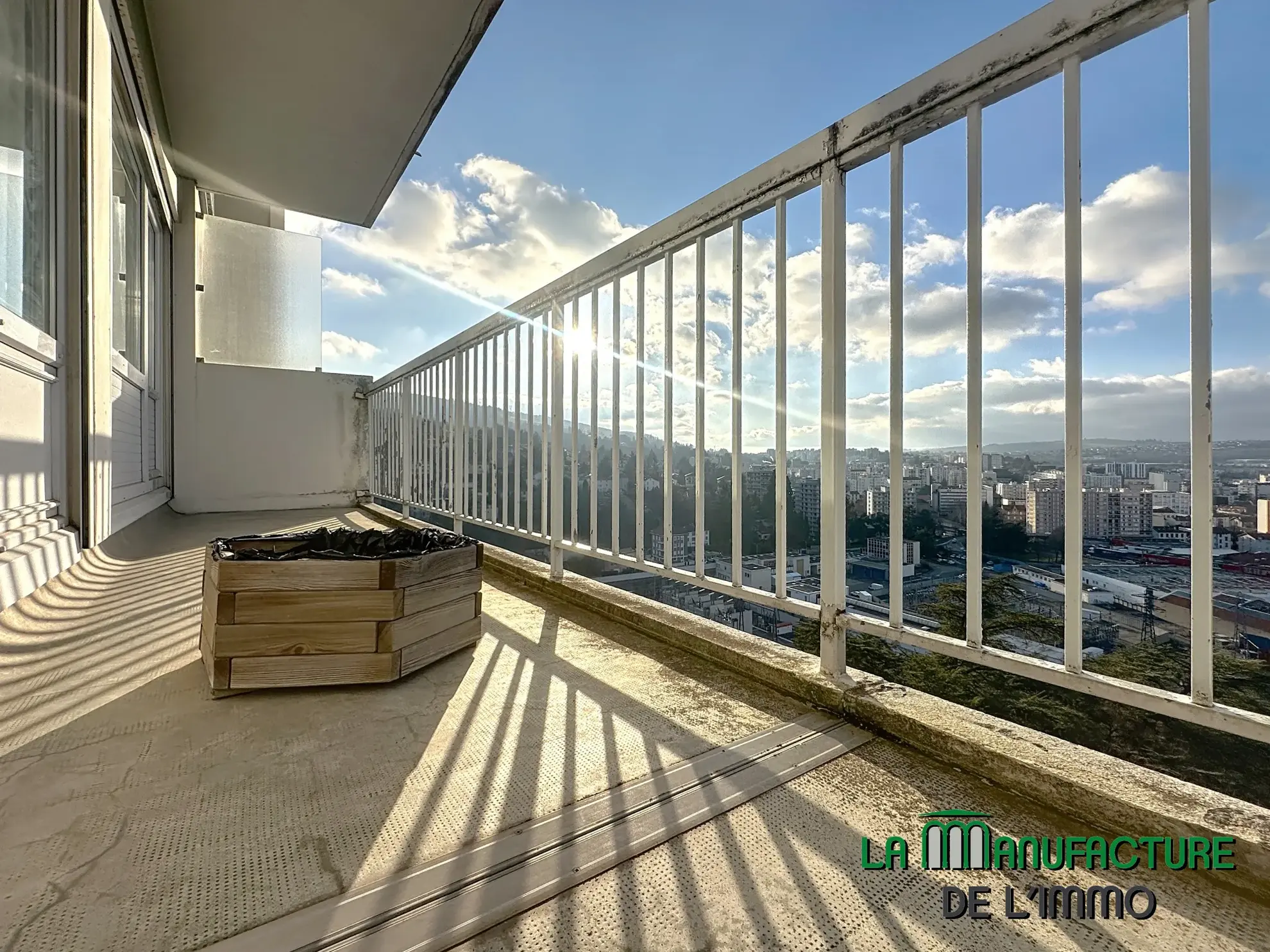 A vendre : Appartement F5 avec balcon à Saint-Étienne 