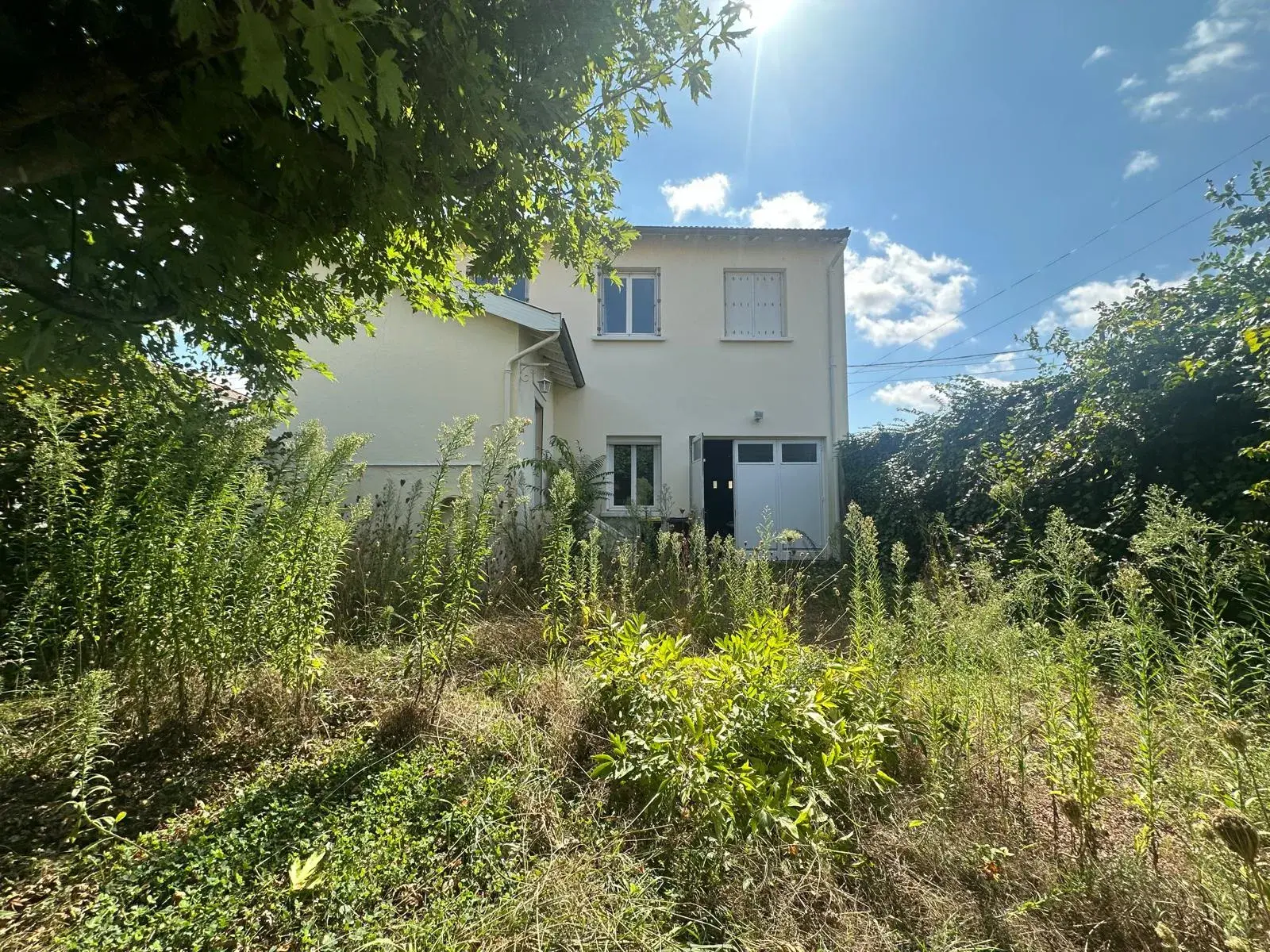 À VENDRE : Magnifique maison familiale à Le Coteau 