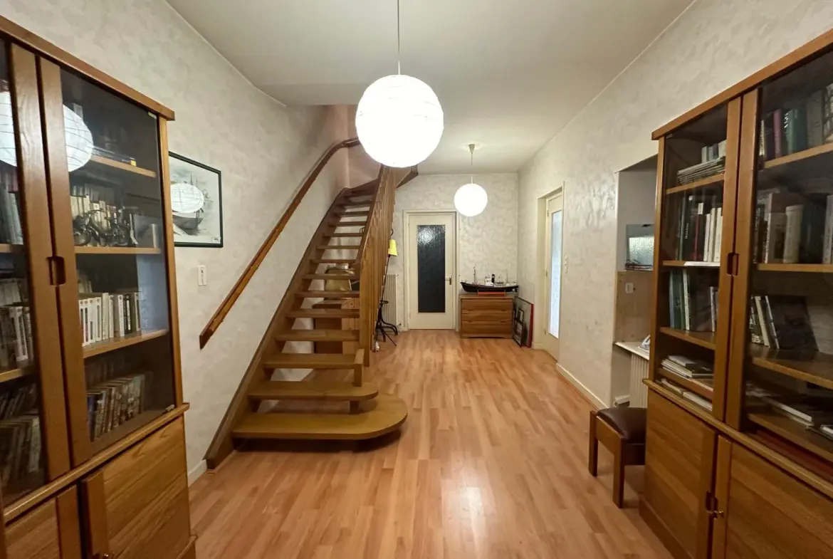 À VENDRE : Magnifique maison familiale à Le Coteau 