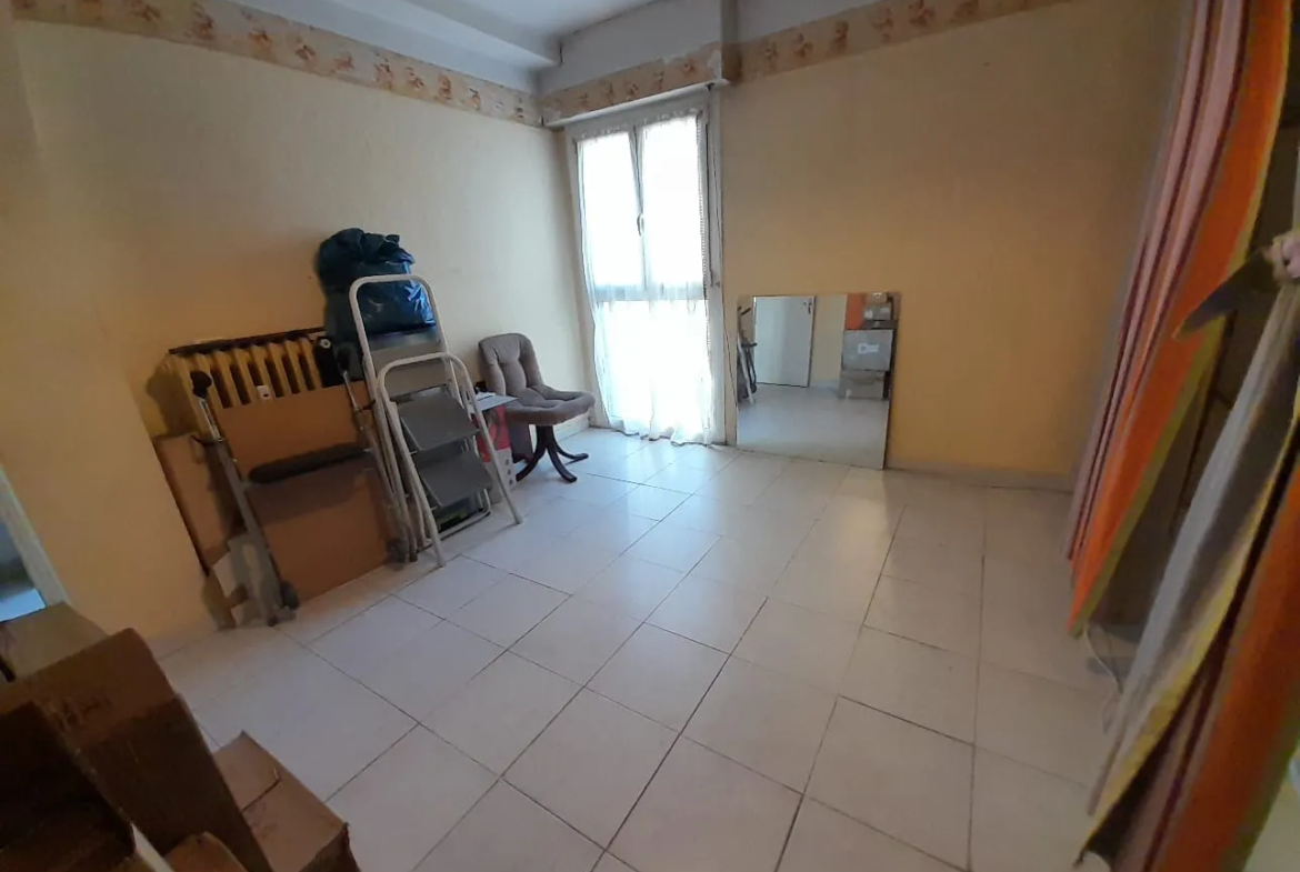 Vente Appartement T3 57 m² Rez-de-Chaussée à La Seyne sur Mer 