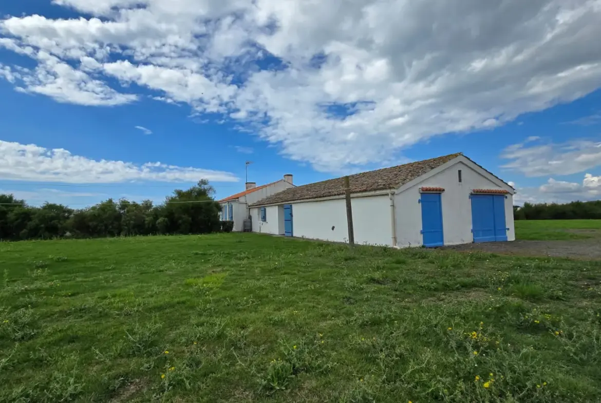 Maison 2 chambres à 500 mètres de la mer à Bouin 