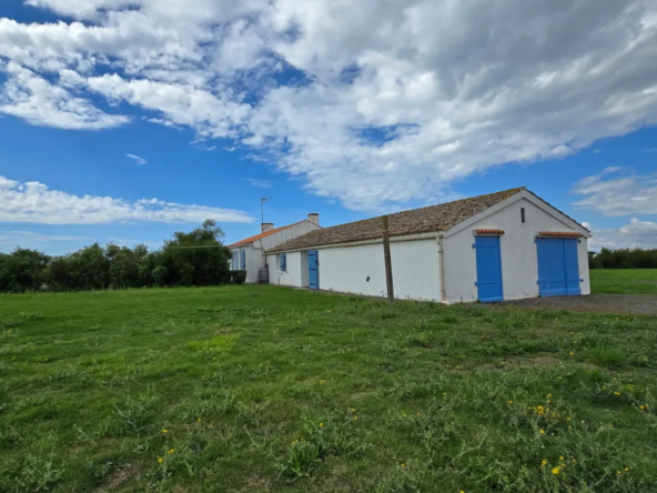 Maison 2 chambres à 500 mètres de la mer à Bouin