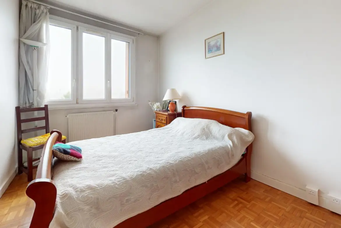 À vendre : Appartement F2 à Drancy, 100 m du RER B 