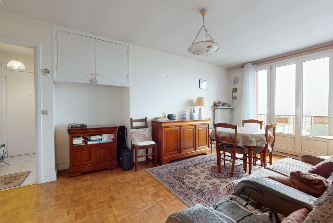 À vendre : Appartement F2 à Drancy, 100 m du RER B 