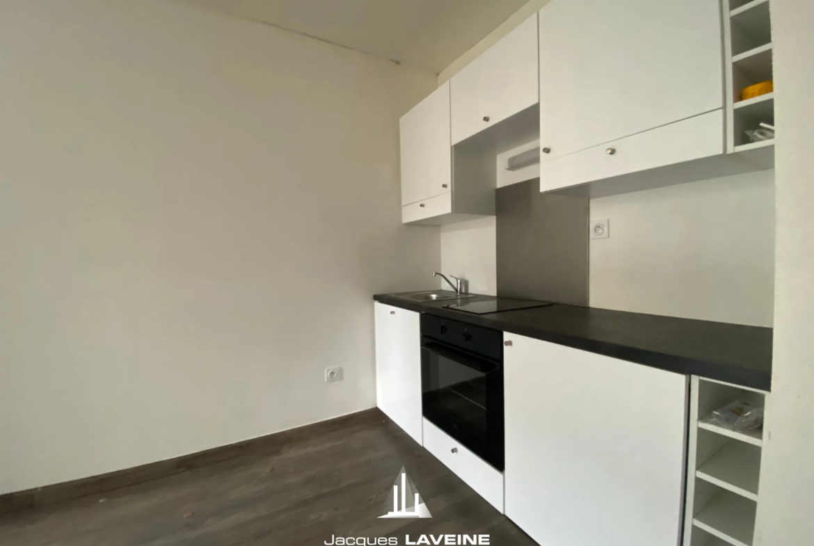 À Vendre : Appartement 2 Pièces en Duplex à Metz Hypercentre 