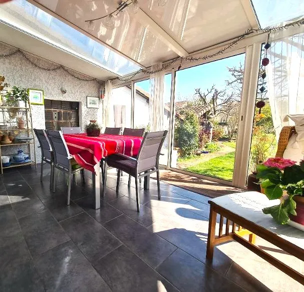 Maison individuelle 160 m² à vendre à Nevers avec jardin 