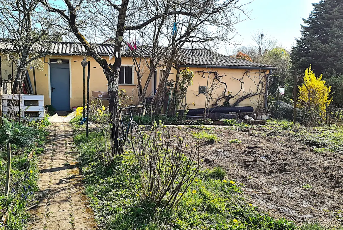 À vendre : Maison individuelle de 160 m² avec jardin à Nevers 