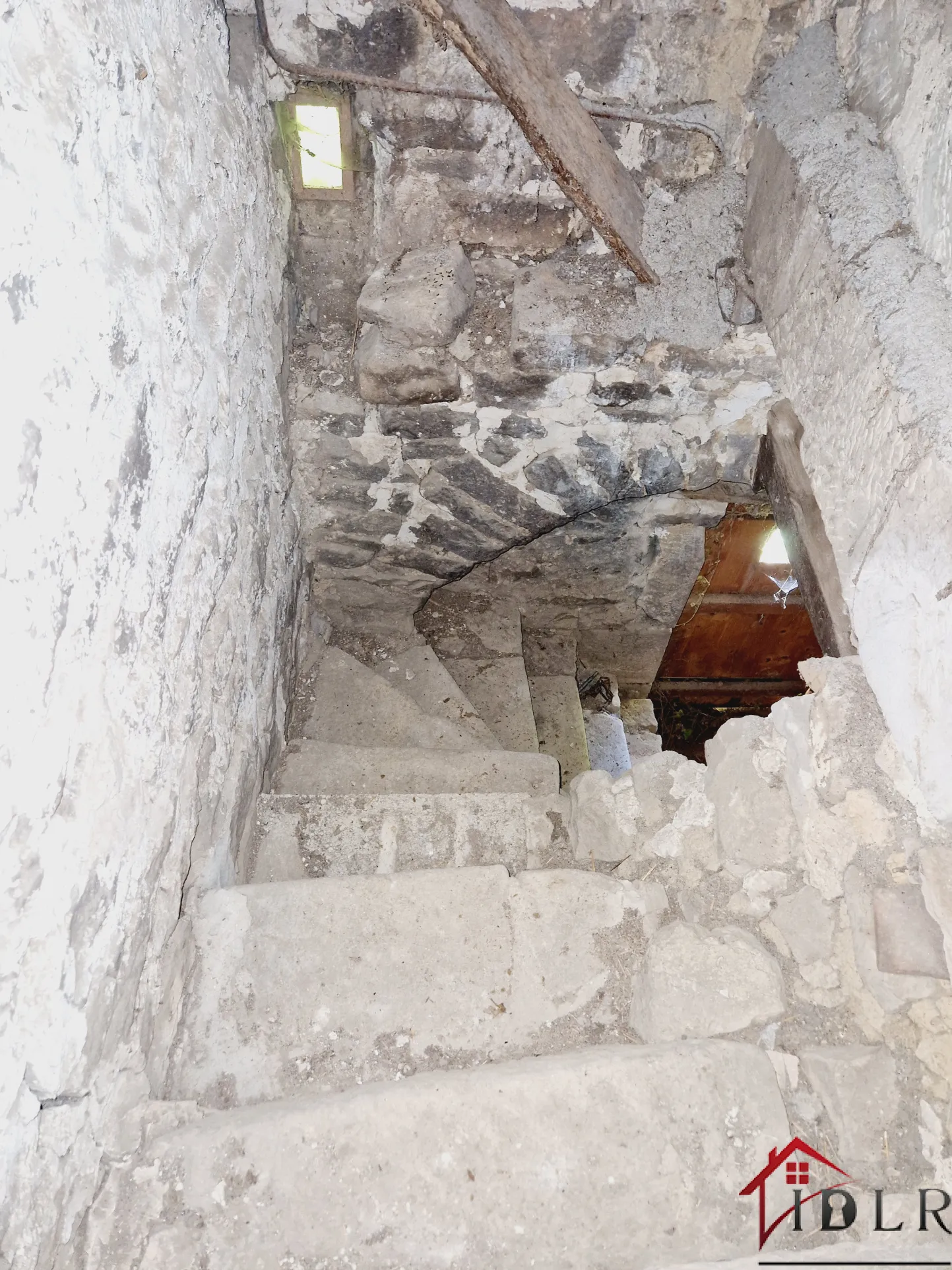 Maison Vigneronne Historique à Chatillon-sur-Saône avec Vue Exceptionnelle 