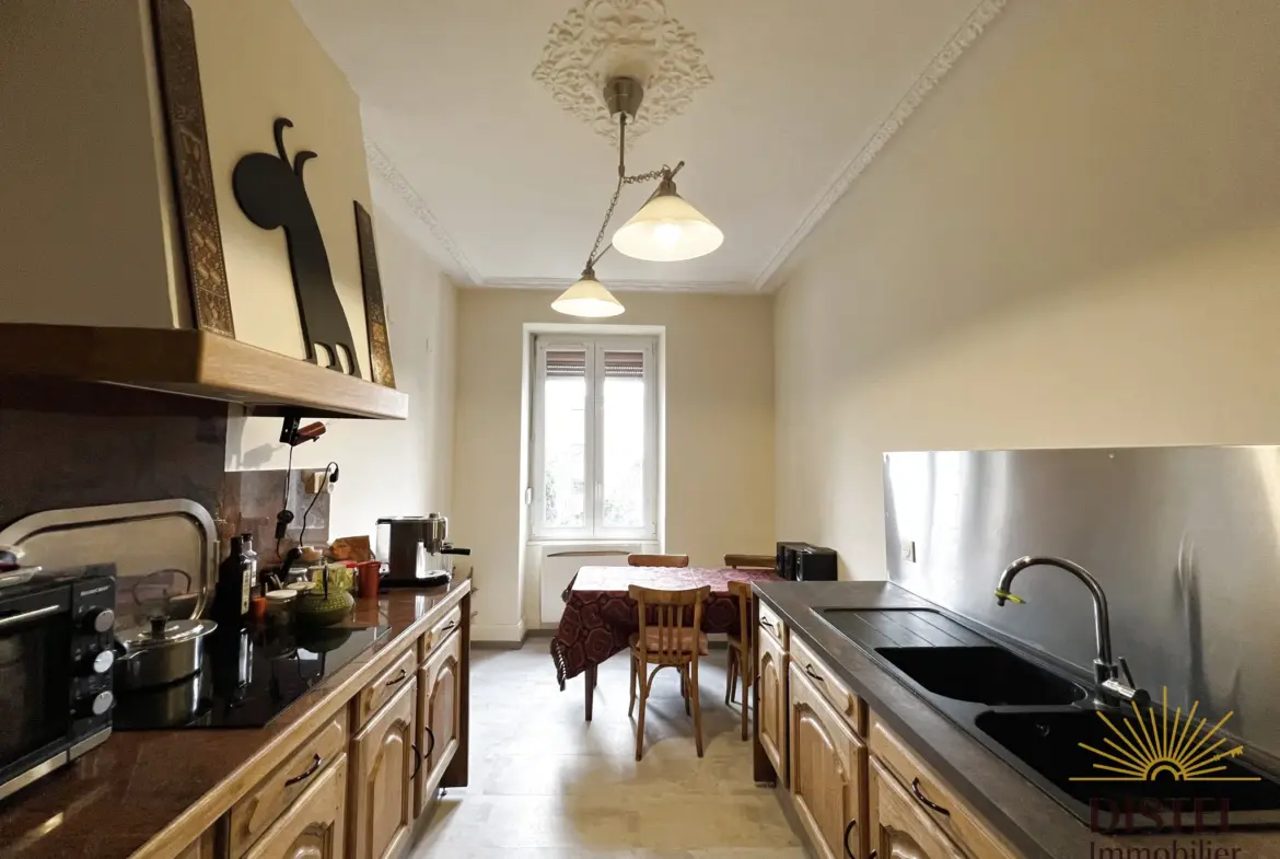 Charmant appartement 3 pièces 72 m² avec cave et jardin privatif à Strasbourg 