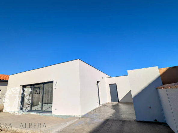 Belle villa neuve de plain-pied à Sorède avec vue sur les Albères