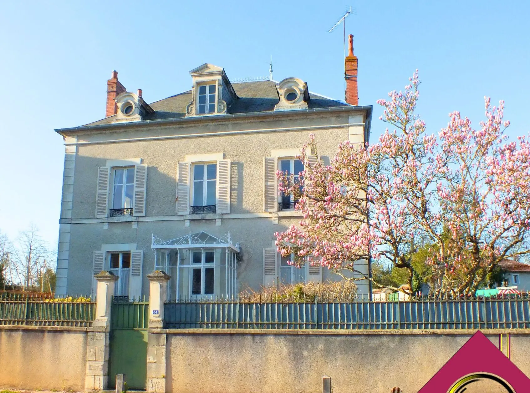 Maison de maître avec piscine à Jouet sur l'Aubois - 5 chambres 