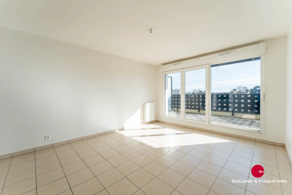 À vendre : Appartement lumineux 3 pièces avec terrasse à Mérignac 