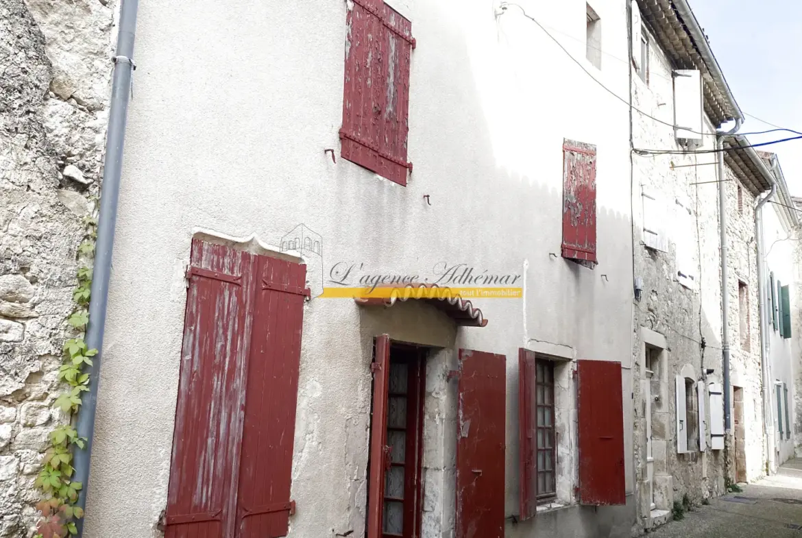 Maison de caractère à vendre à Espeluche avec fort potentiel de rénovation 