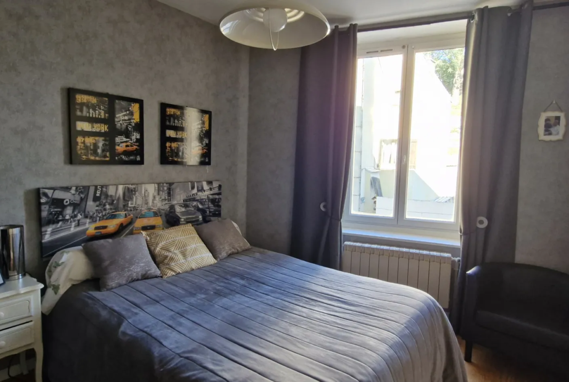 Immeuble de 4 appartements à vendre à Saint-Etienne - 265m2 