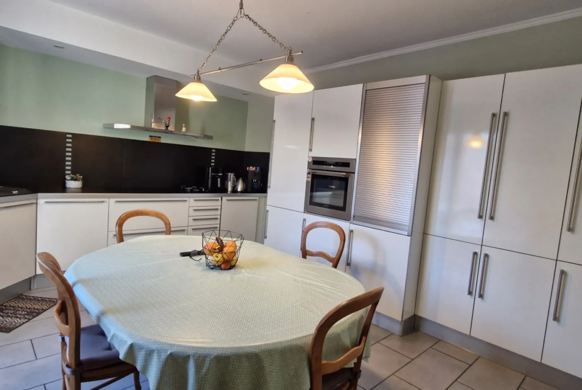 Immeuble de 4 appartements à vendre à Saint-Etienne - 265m2 