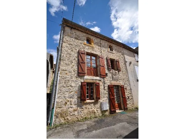 Maison de village en pierre à Luc sur Aude 