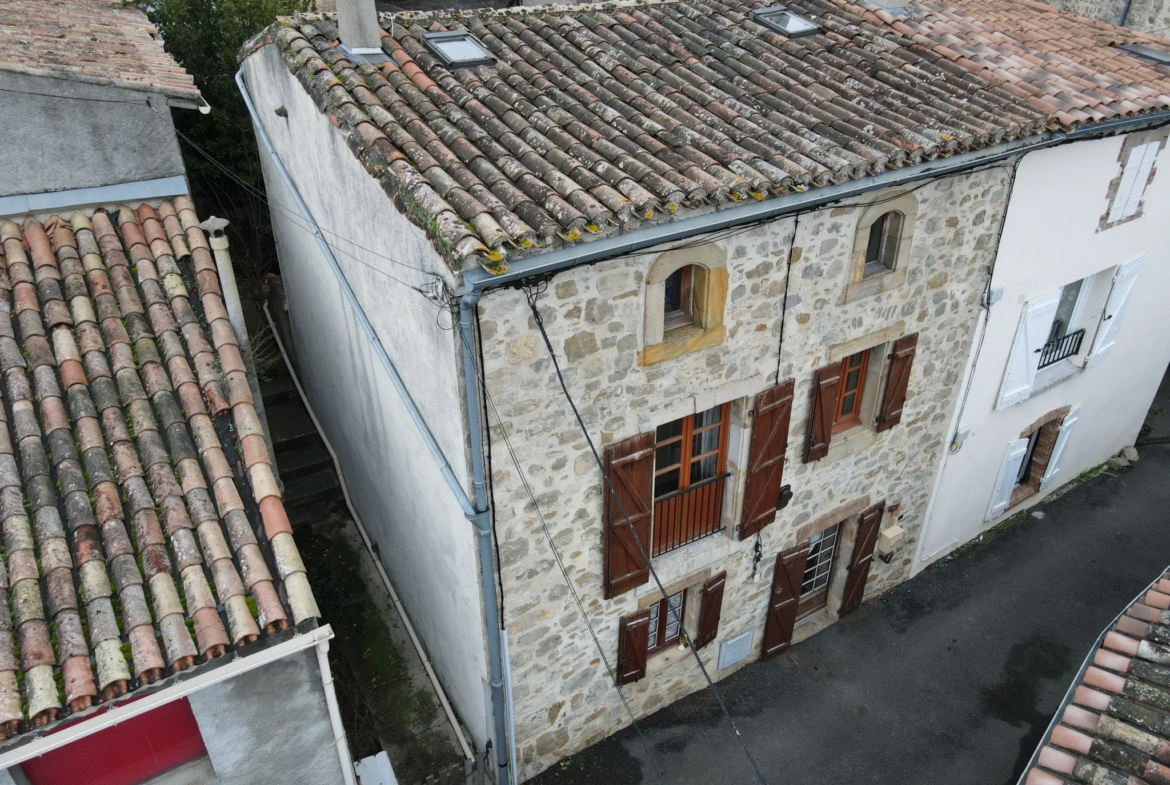 Maison de village en pierre à Luc sur Aude 