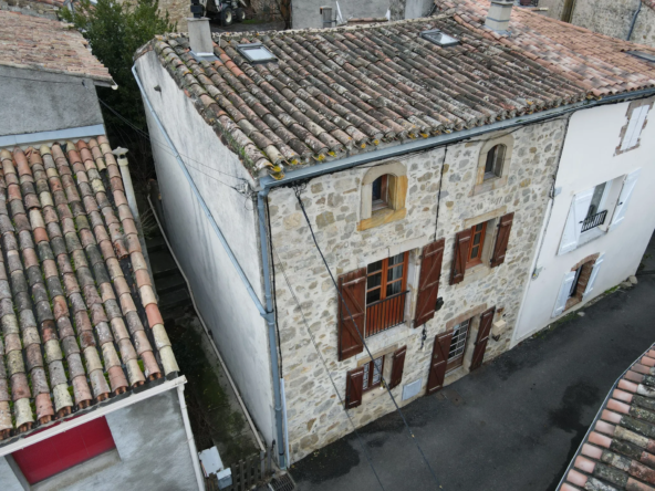 Maison de village en pierre à Luc sur Aude