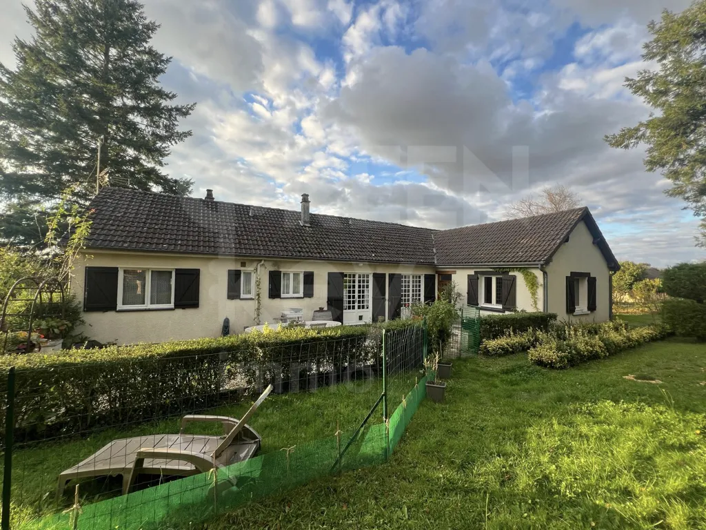 Maison de 100 m2 à Ouagne sur 2955 m2 de terrain 