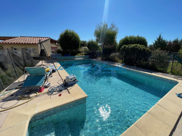 Maison 6 pièces sur 1200 m² avec piscine à St Christol les Alès