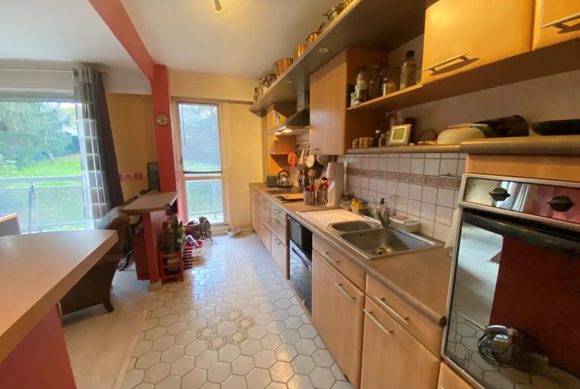 À vendre : Appartement 3 pièces 69 m² à Viry-Châtillon 